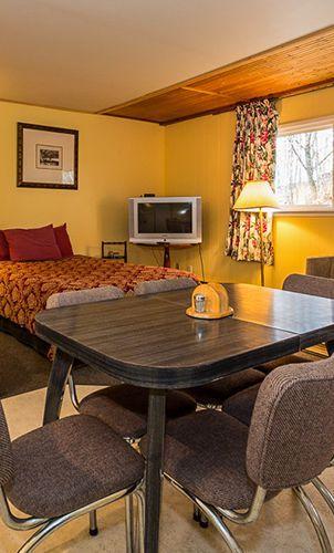 הנטסוויל Highland Court Motel מראה חיצוני תמונה